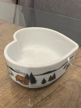 Vtg Takahashi Heart Shaped bowl